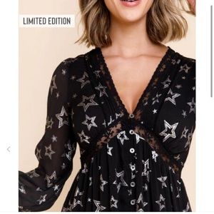 NWT Francesca’s Jun & Ivy black star maxi dress